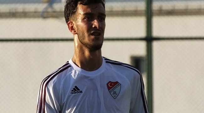 Elazığspor'da Ömer Yıldız, sözleşmesini feshetti