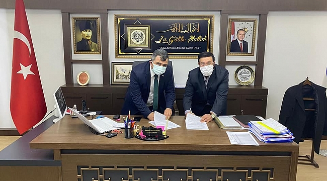 Emirdağ Belediyesinde çalışanların yüzünü güldürecek sözleşme imzalandı