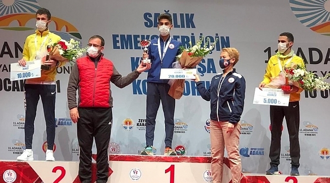 Ersin Tekal Adana'dan üçüncülük ile döndü
