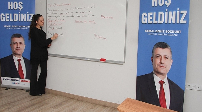 Esenyurt Belediyesi'nden gençlere online eğitim desteği