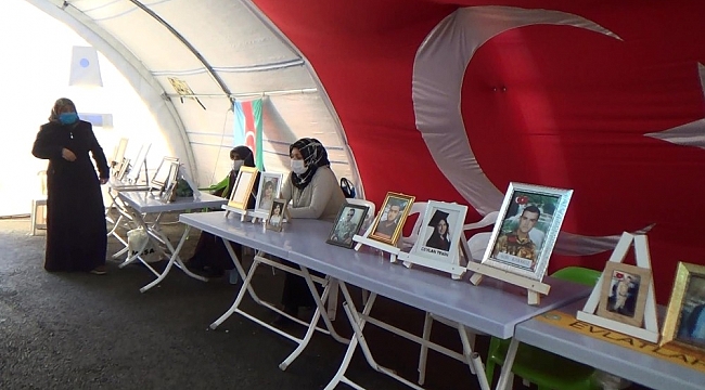 Evlat nöbetindeki aileler PKK'nın 13 yıl önceki katliamını unutmadı