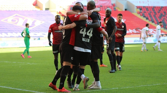 Gaziantep FK'nın ilk yarı karnesi