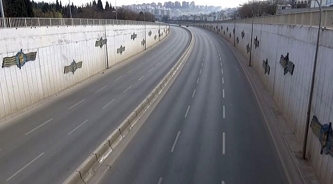 Gaziantep sokaklarında tarihi sessizlik