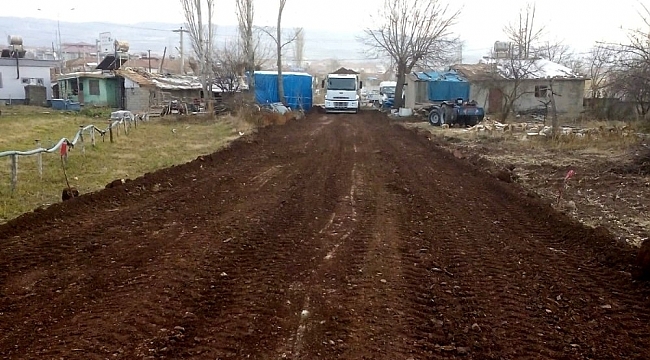 Gölbaşı'nda mahallelere yeni yollar açılıyor