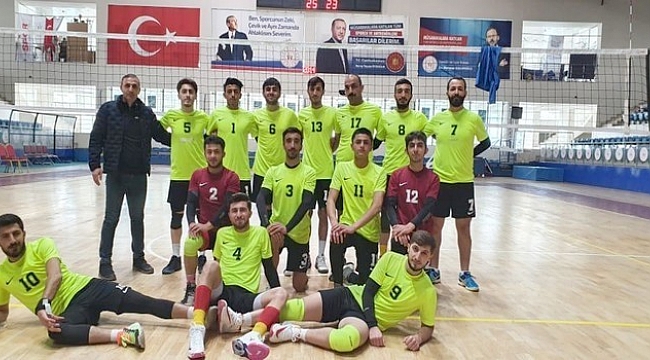 Hakkari Mir Voleybol Takımı 3-1 yenildi