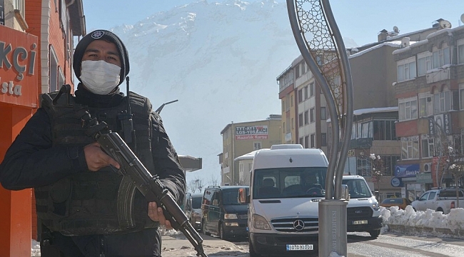 Hakkari'de kısıtlama sessizliği