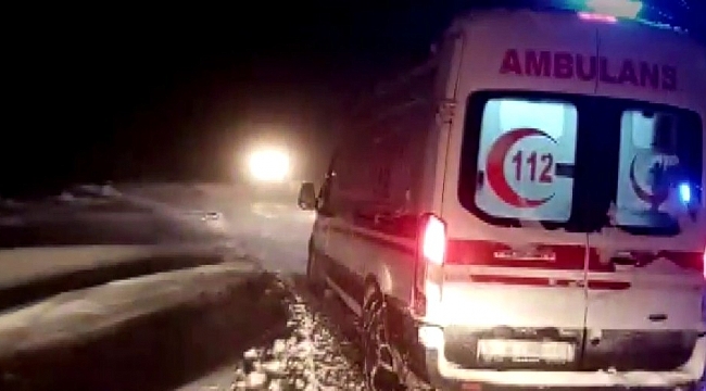 Hasta almaya giderken yolda mahsur kaldı, ekipler seferber oldu
