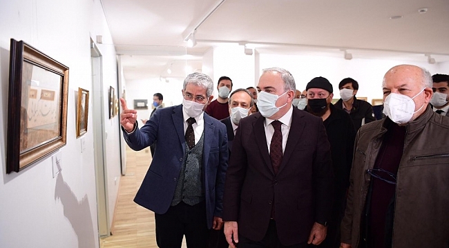 Hat sanatının zarif kalemi Ali Alparslan'ın ilk şahsi sergisi Fatih'te açıldı