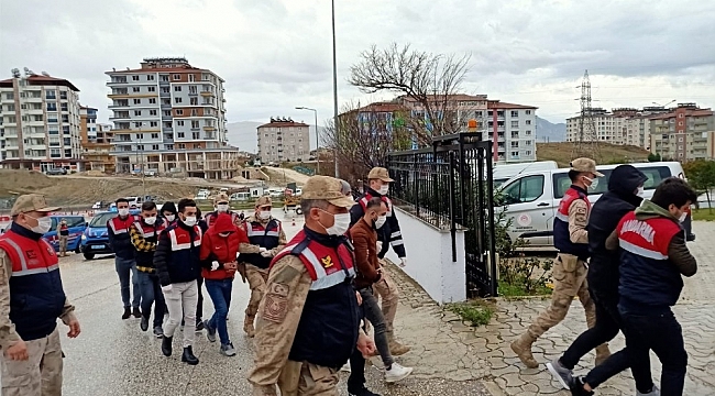 Hatay merkezli torbacı operasyonu: 13 gözaltı