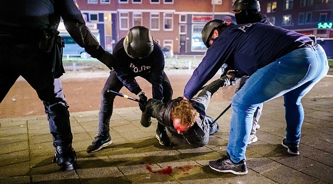 Hollanda'da salgın tedbirlerine karşı protestolar şiddetini arttırdı