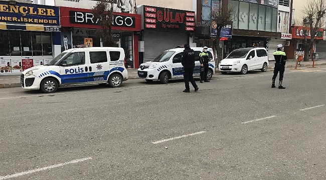 Iğdır'da sokağa çıkma kısıtlamasında denetimler devam ediyor