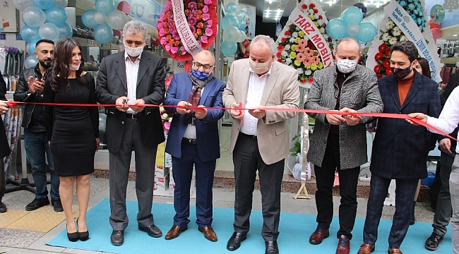 İhlas Mağazası 102'nci şubesini Turgutlu'da açtı