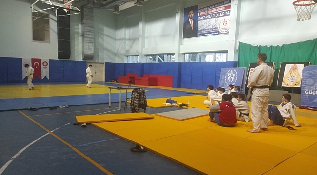 İl Spor Merkezleri sporcular için açılmaya devam ediyor