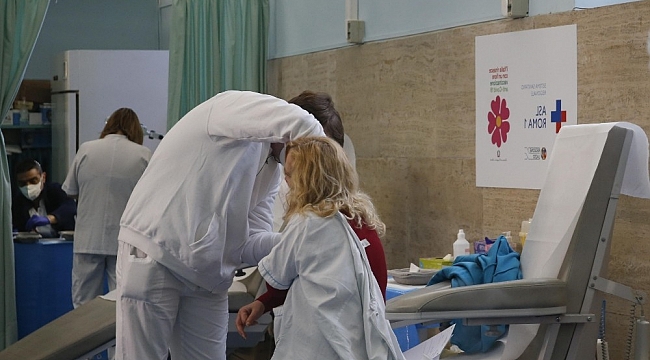 İtalya'da son 24 saatte korona virüsten 364 ölüm
