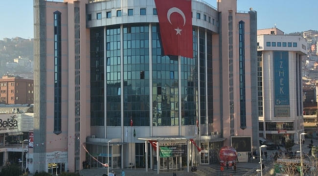 İzmit Belediyesi esnaftan işgal harcı almayacak