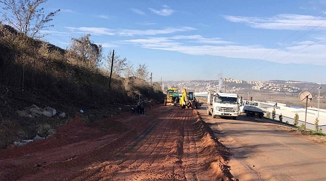 İzmit Çarşıbaşı Caddesi'nde çalışmalar