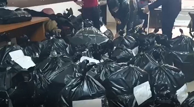 Jandarma delillere ulaşmak için çöp kutularına dahi baktı