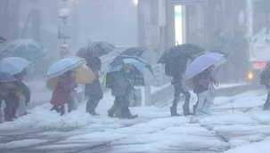 Japonya'da kar fırtınasında ölenlerin sayısı 38'e çıktı