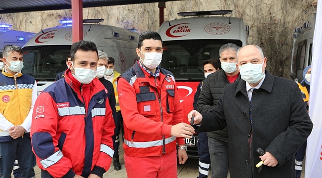 Kahramanmaraş'ta yeni ambulanslar ilk sirenlerini çaldı