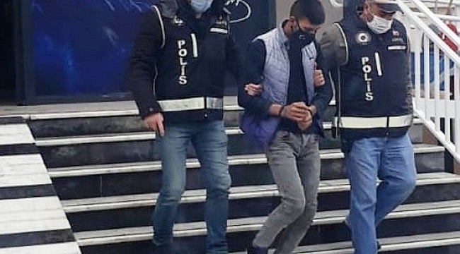 Kapı kıran hırsız yakayı ele verdi