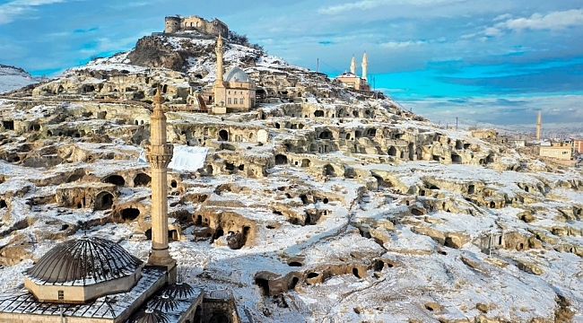Kar altındaki Kayaşehir, eşsiz manzarasıyla hayran bıraktı