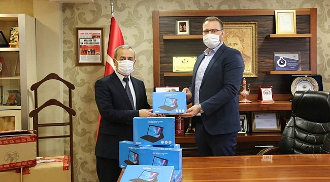 Karabük TSO'dan öğrencilere tablet desteği