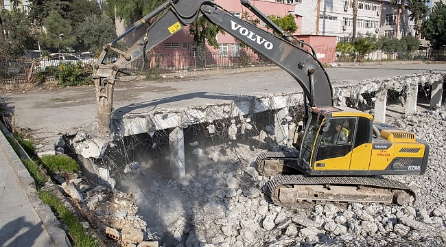 Katlı otopark çalışmaları tüm hızıyla devam ediyor