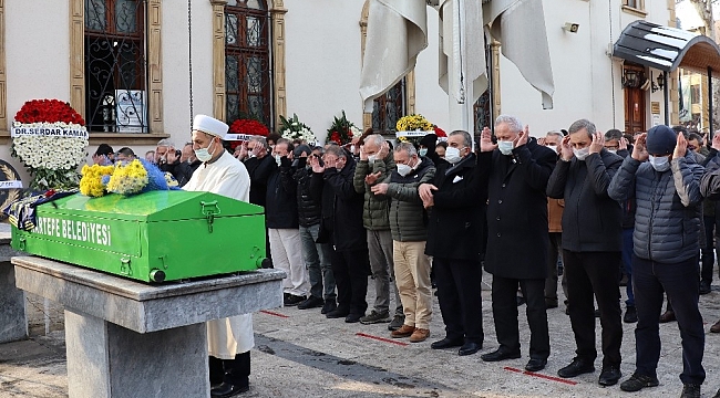 Kaybolduktan 5 gün sonra ölü olarak bulunan doktorun cenazesi memleketine uğurlandı