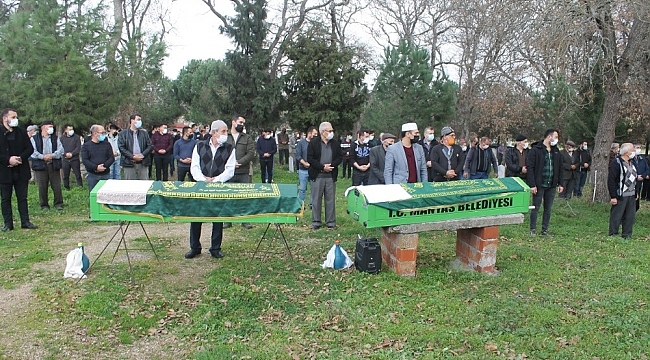 Kazada ölen baba oğul yan yana defnedildi