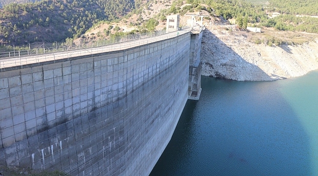 Kemer Baraj Gölü'nde su seviyesi kritik durumda