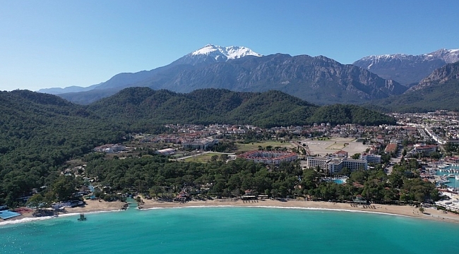 Kemer pandemiye rağmen 1 milyon turist ağırladı