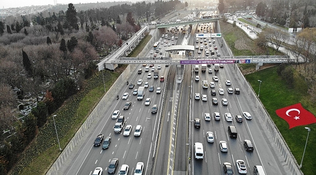 Kısıtlama öncesi trafik durma noktasına geldi