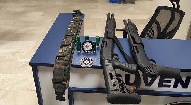 Kısıtlamada pompalı tüfeklerle yakalandı
