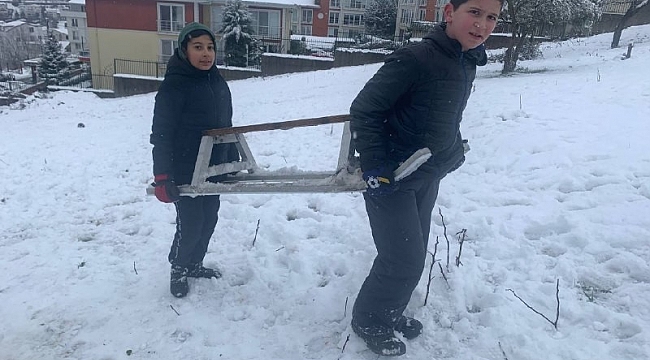 Kocaeli'de eğlenceli kar manzaraları