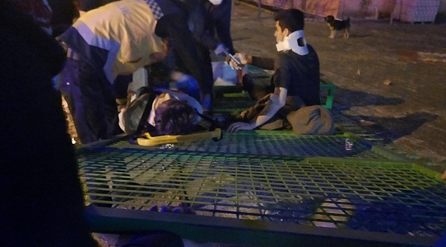 Kontrolden çıkan panelvan minibüs devrildi: 2 yaralı