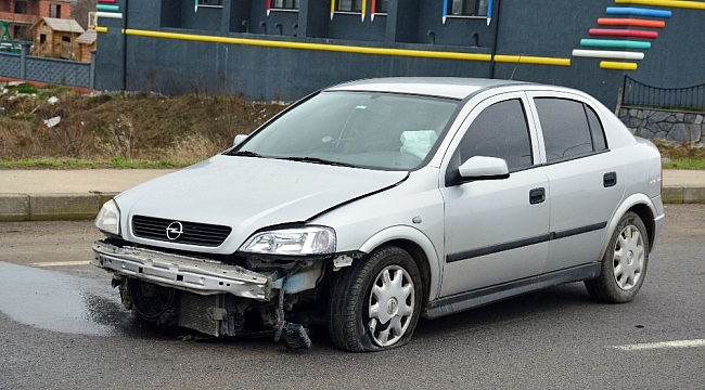 Kontrolden çıkarak savrulan otomobilden yara almadan kurtuldu