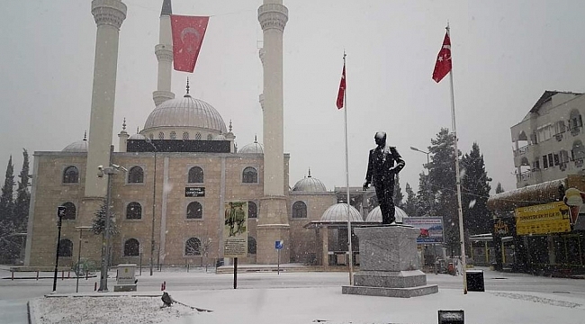 -Korkuteki beyaza büründü