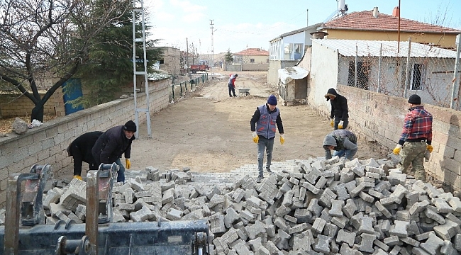 Kulpak Mahallesi'nde 10 bin metrekarelik parke yapımına başlandı