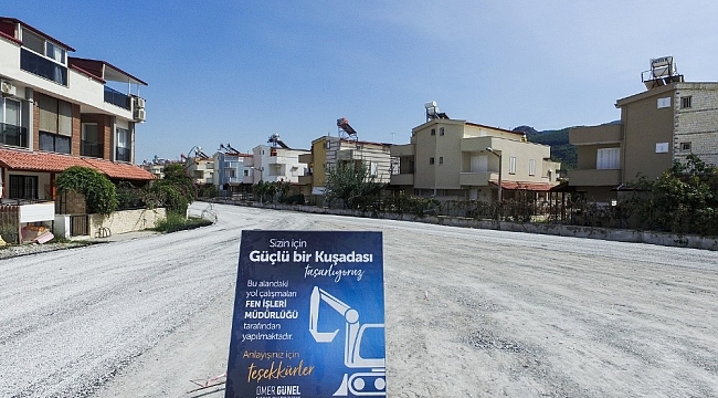 Kuşadası Belediyesi bir yılda 612 bin 896 metrekare yol çalışması yaptı