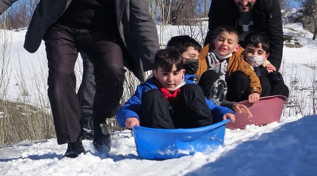 Leğenli, naylonlu kar keyfi