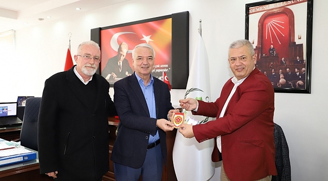 Makedonya Göçmenleri Derneğinden Başkan Bilgin'e ziyaret