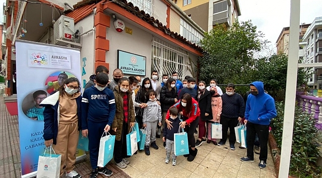 Maltepe'de yarıyıl tatilinde çocuklara hediye sürprizi