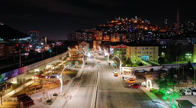 Mamak'ta caddeler ışıl ışıl