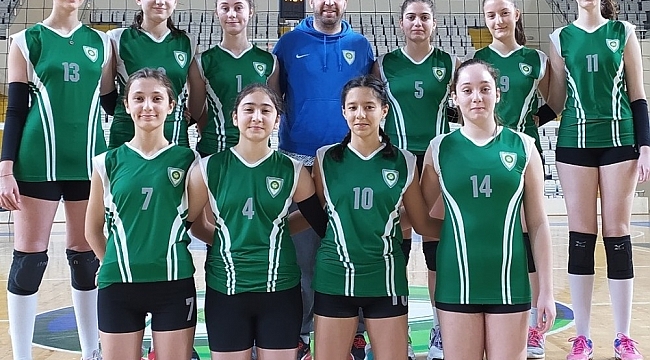 Manisa BBSK'lı küçük kızlar galibiyetle başladı