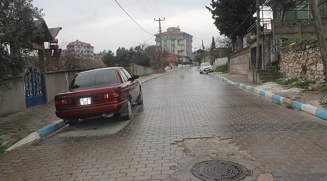 Manyas'ta cadde ve yollar boşaldı