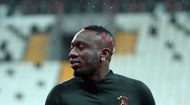 Mbaye Diagne kırmızı kart gördü