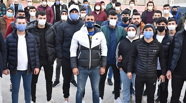 Menemenspor taraftarından yönetime tepki