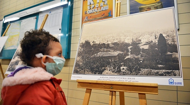 Metroda "Bursa'da zaman" sergisi