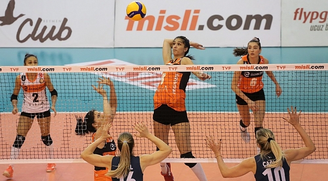Misli.com Sultanlar Ligi: Eczacıbaşı Vitra: 3 - Sarıyer Belediyespor: 2