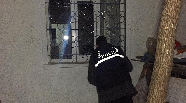 Motosikletli şahıslar ateş açıp kaçtı